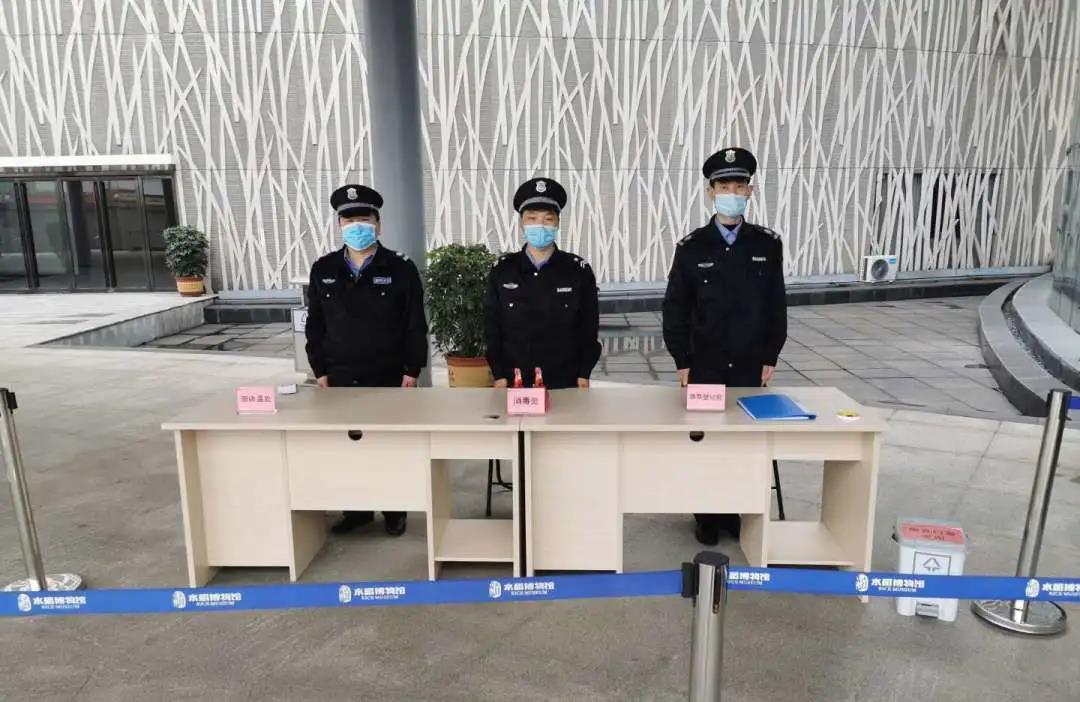 湖南保安服务,墙外高空清洗服务,湖南保利天创物业发展有限公司