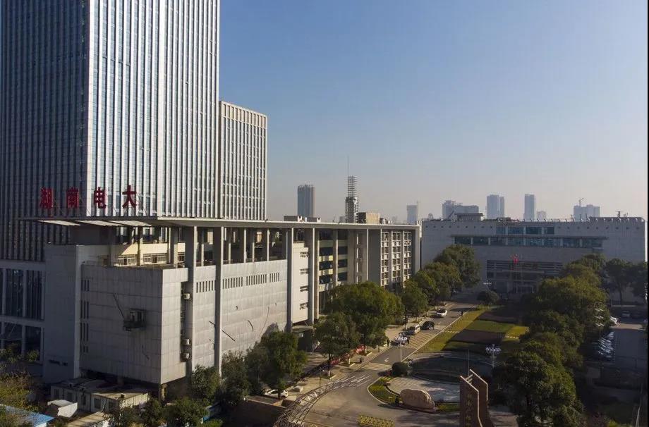 湖南保安服务,墙外高空清洗服务,湖南保利天创物业发展有限公司