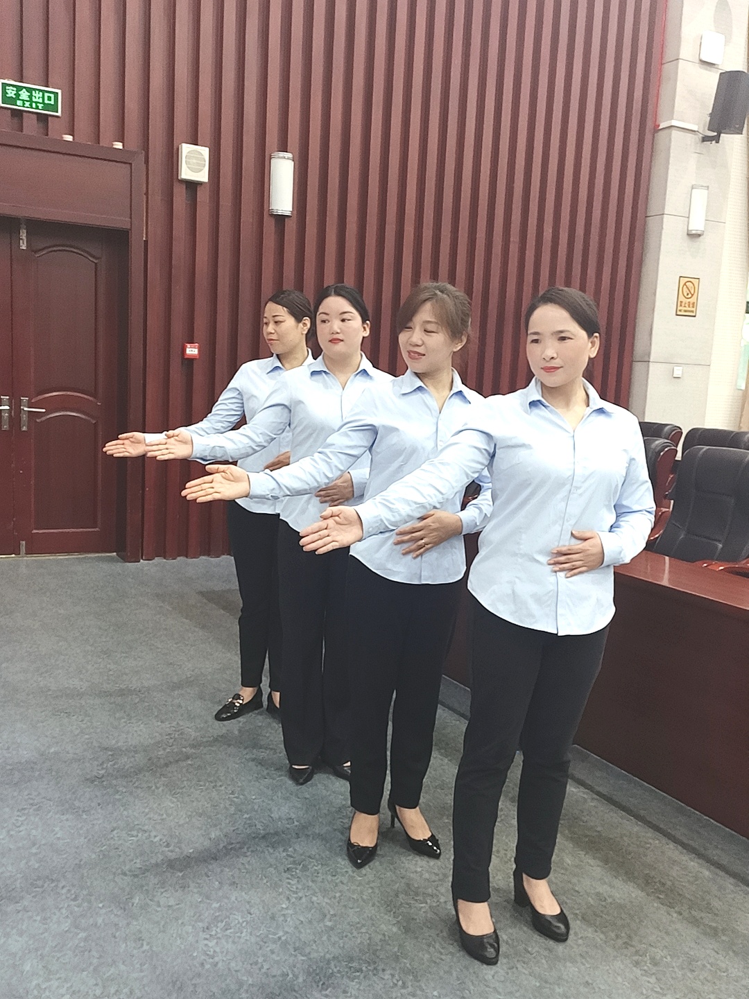 湖南保安服务,墙外高空清洗服务,湖南保利天创物业发展有限公司