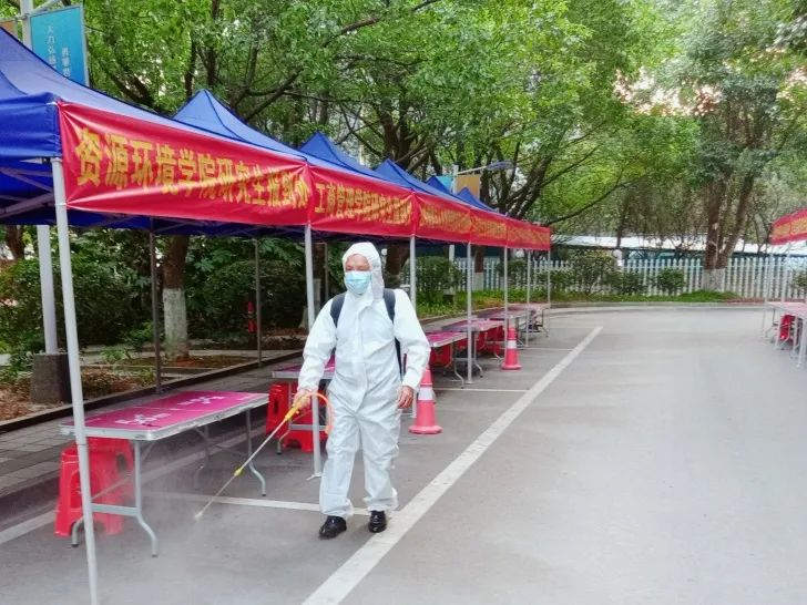 湖南保安服务,墙外高空清洗服务,湖南保利天创物业发展有限公司