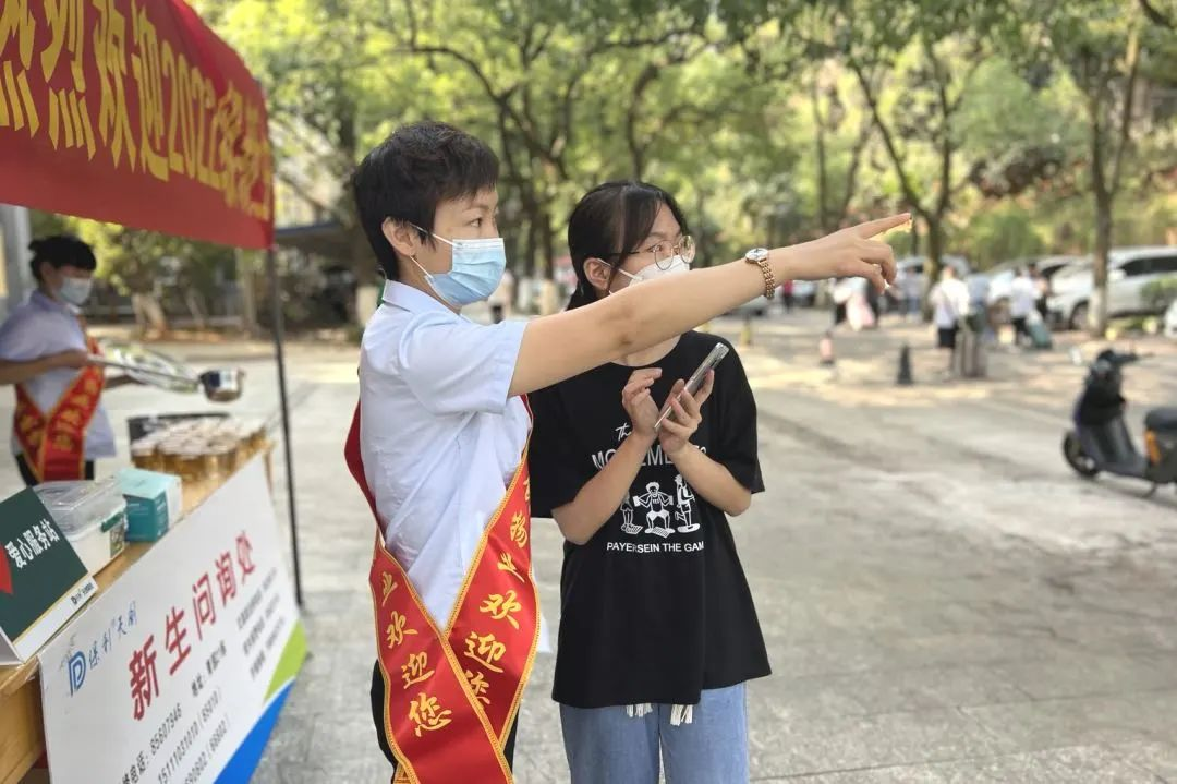 湖南保安服务,墙外高空清洗服务,湖南保利天创物业发展有限公司